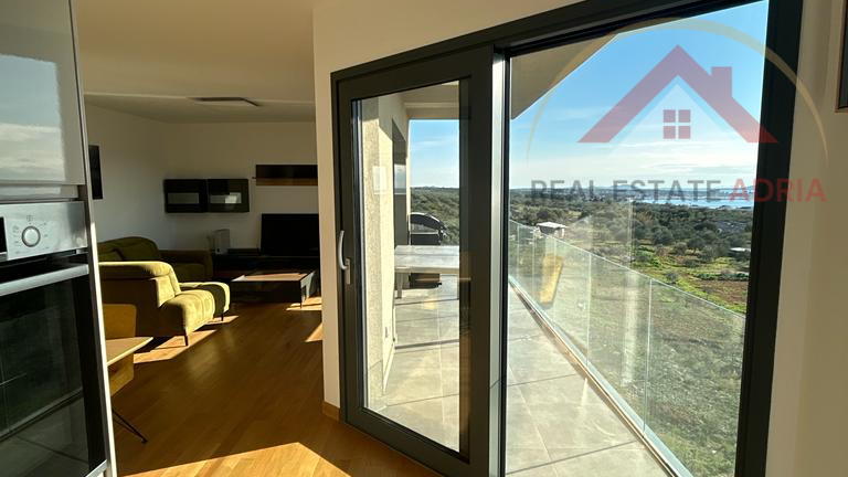 Beautiful apartment with a sea view in Sv. Filip i Jakov